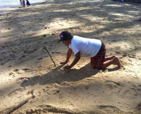 Build sandcastles at Manly Cove Beach